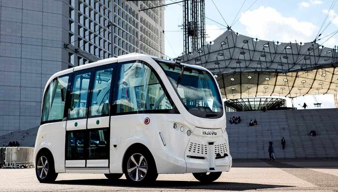 Gadgetwise - Self-Driving Shuttles Transport COVID-19 Tests